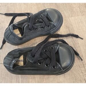 Baby converse size 5 - Low Chuck All Black